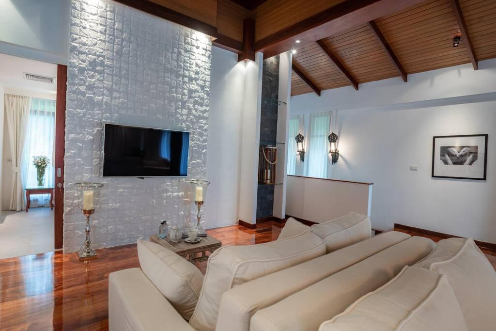 Villa In The Park, Whole House'S Suitable For Family'S Vacation Phuket Esterno foto